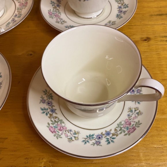 Royal Doulton Minton “Summer Song” Tea Cups and Saucers Set of 4 - Picture 9 of 15